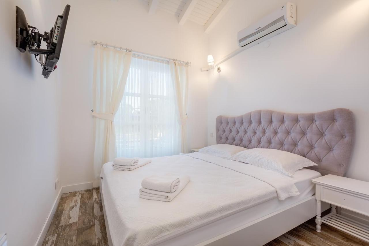 אלאקאטי Alaroof Hotel מראה חיצוני תמונה
