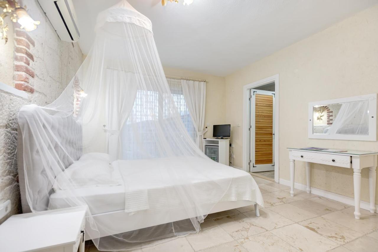 אלאקאטי Alaroof Hotel מראה חיצוני תמונה